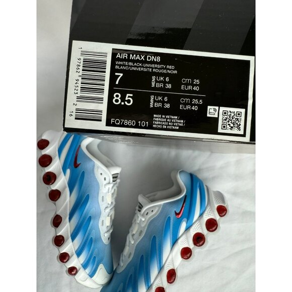 * 8.5 WOMEN'S NIKE AIR MAX DN8 WHITE BLUE RED FQ7860-101 Running sneakers - Picture 7 of 8